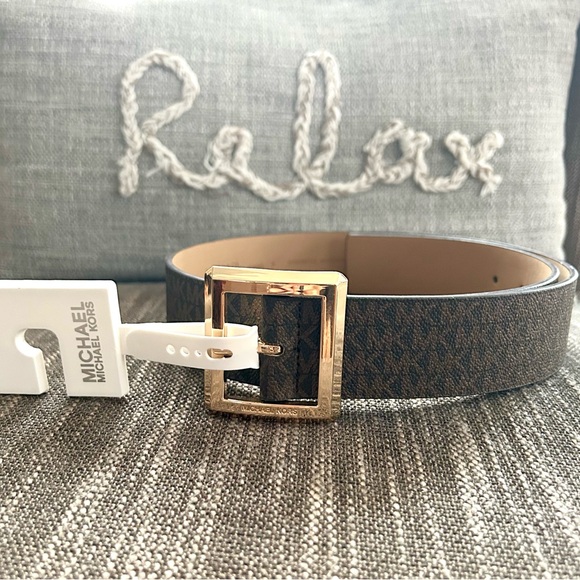 New authentic MK signature monogram belt brown - Picture 1 of 3